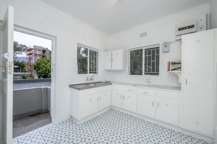 2 Bedroom Property for Sale in Kenilworth Western Cape